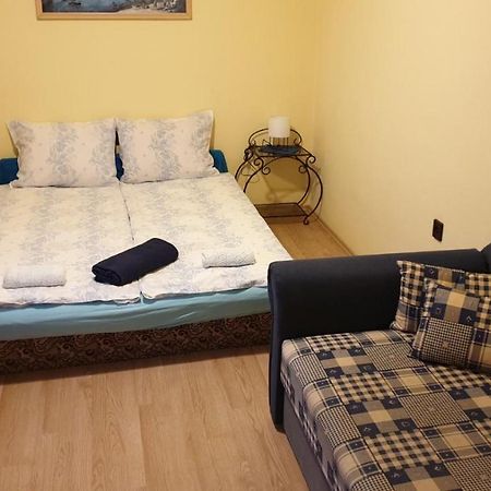 Ilona Apartmanok Balatonboglár Exterior foto