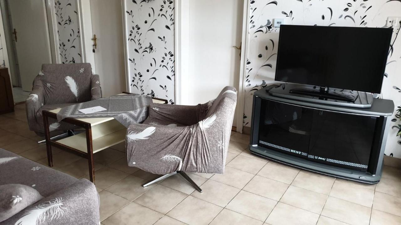 Ilona Apartmanok Balatonboglár Exterior foto