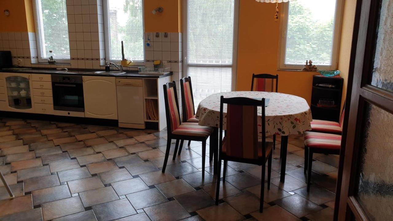 Ilona Apartmanok Balatonboglár Exterior foto