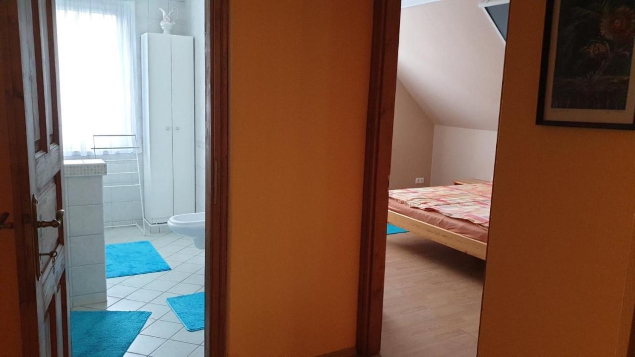 Ilona Apartmanok Balatonboglár Exterior foto