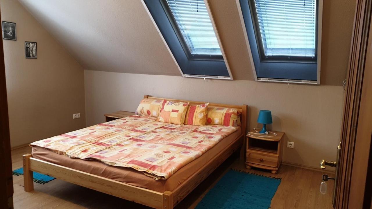 Ilona Apartmanok Balatonboglár Exterior foto