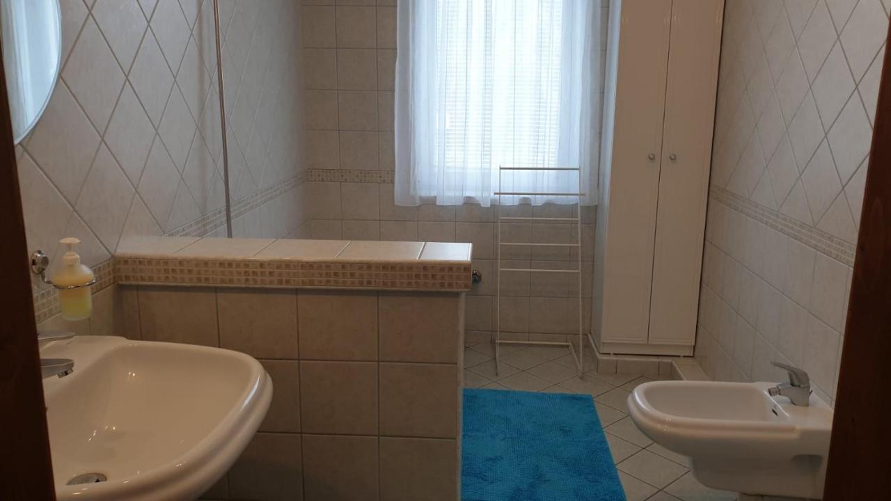 Ilona Apartmanok Balatonboglár Exterior foto
