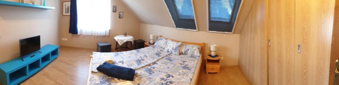 Ilona Apartmanok Balatonboglár Exterior foto